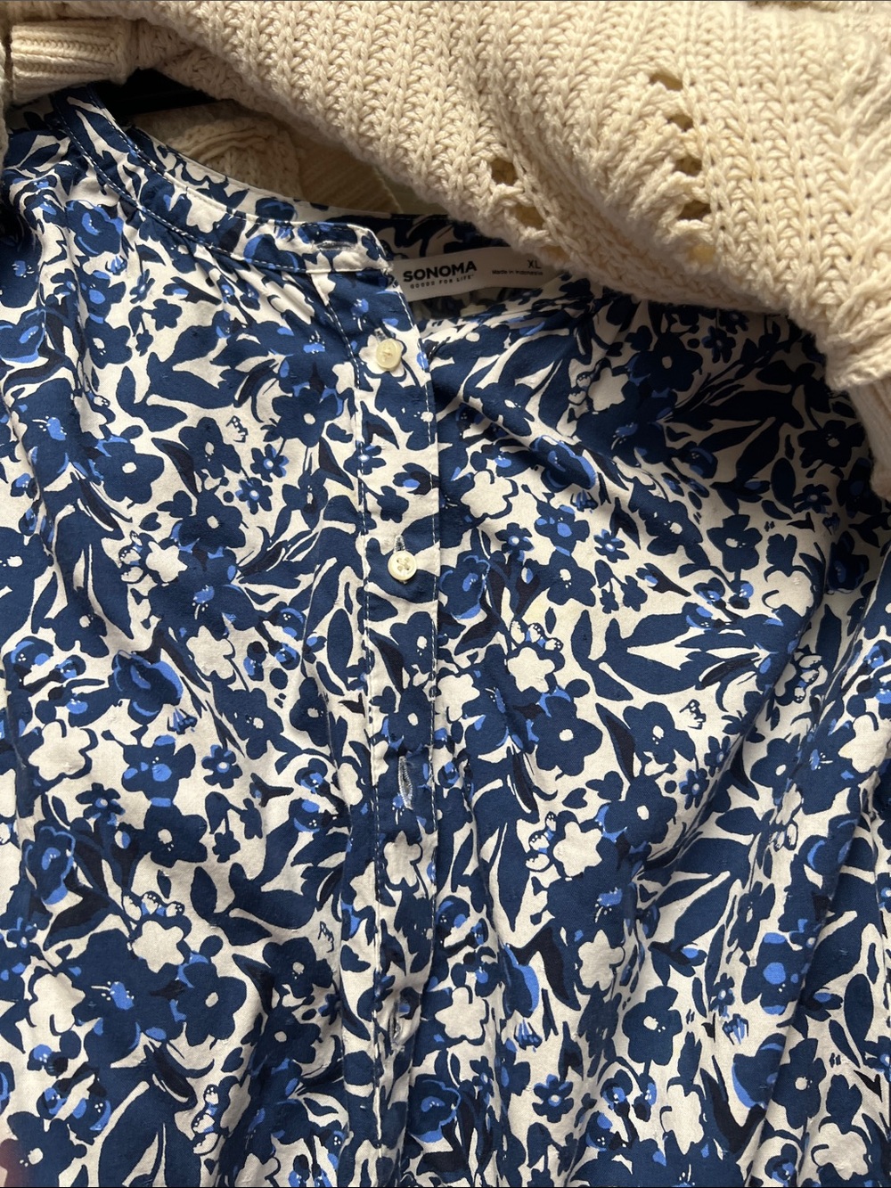 Sonoma Cream Knit Vest with Navy and White Floral popover Blouse xL - Picture 4 of 11